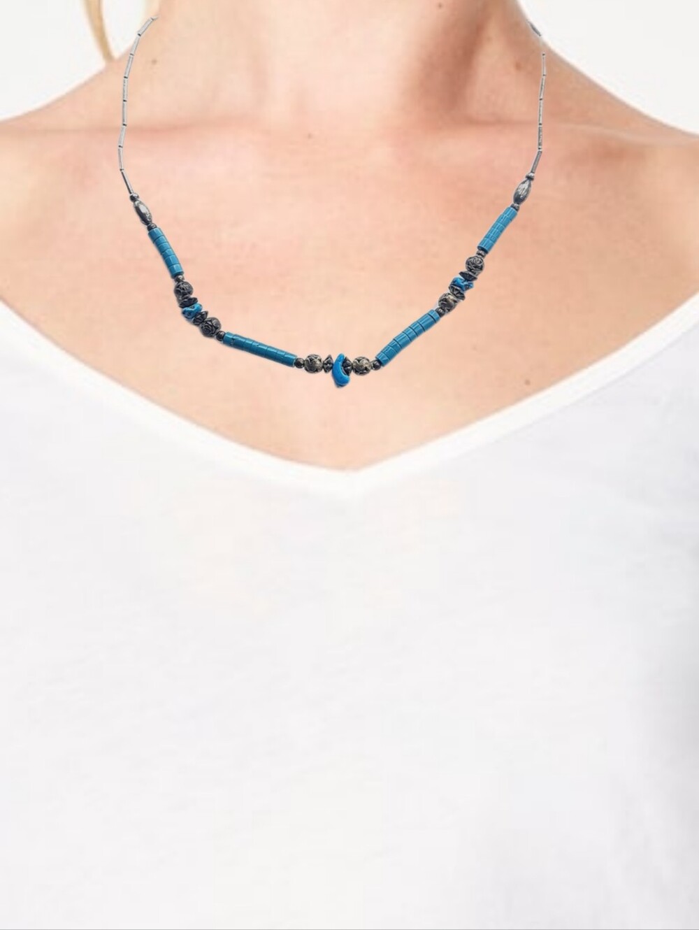 Southwestern Turquoise Beaded Necklace Silver Tone 18.5" Boho Artisan